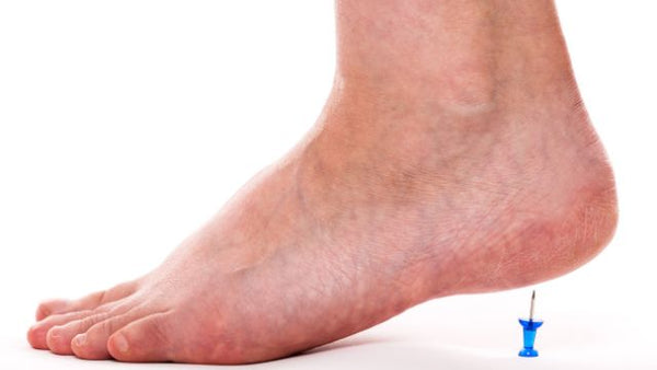 Plantaarifaskiitti - hoito paljasjalkakenkien avulla