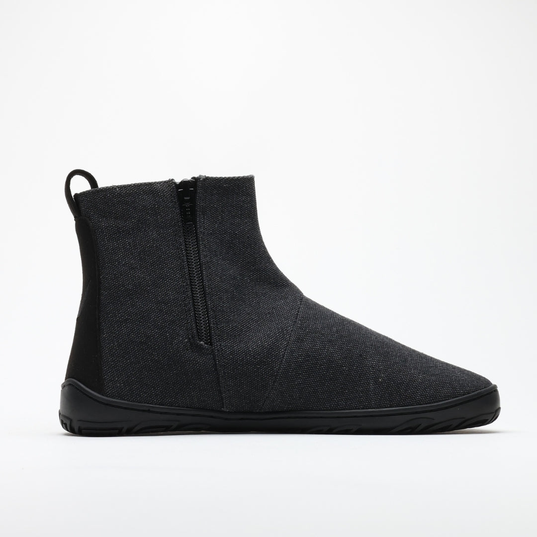 Vaistoa Kajo -paljasjalkanilkkurit