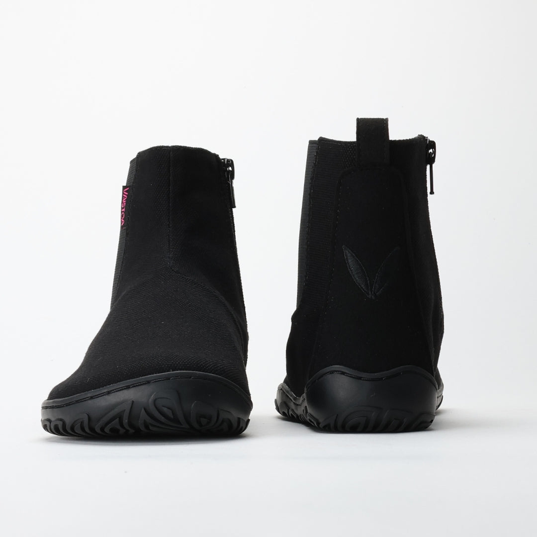 Vaistoa Kajo -paljasjalkanilkkurit