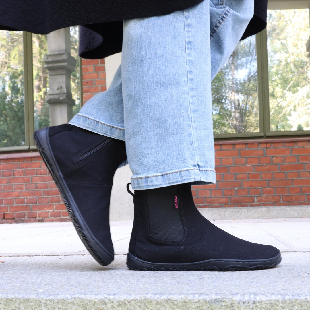 Vaistoa Kajo -paljasjalkanilkkurit