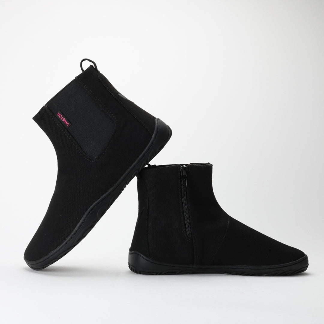 Vaistoa Kajo -paljasjalkanilkkurit