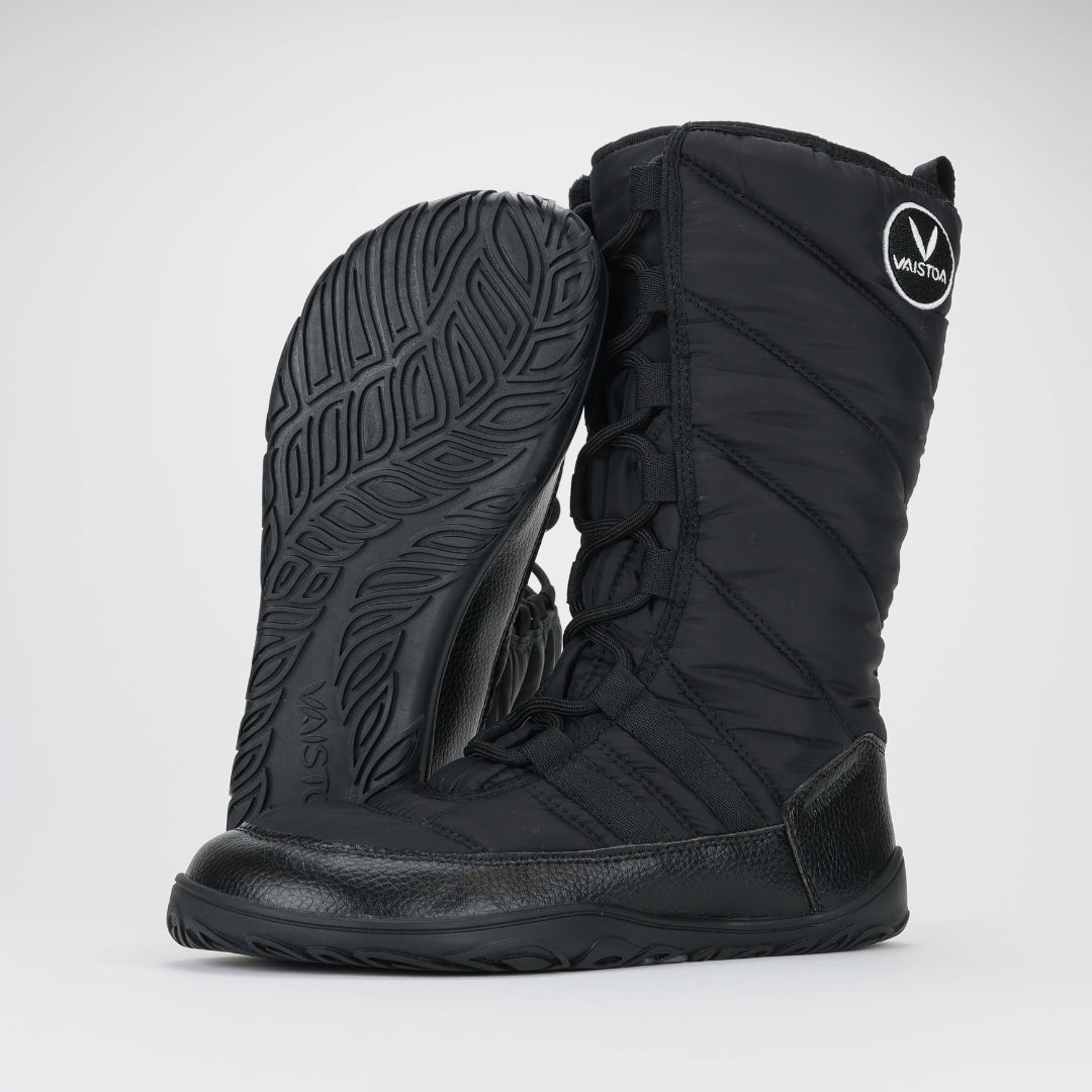 Vaistoa Hanki Paljasjalkakengat Pitkavartiset Talvisaappaat Musta Design From Finland 1