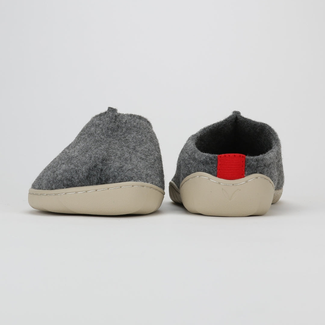 Vaistoa Toive paljasjalkakengät huopa tossut tohvelit harmaa edestä ja takaa