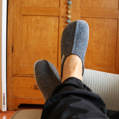  Vaistoa Toive paljasjalkakengät huopa tossut tohvelit harmaa käyttökuva sisällä