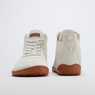 vaistoa iloa mid paljasjalkakengat korkeavartiset tennarit luonnonvalkoinen edesta takaa