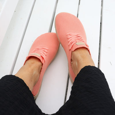 Vaistoa Iloa -paljasjalkatennarit