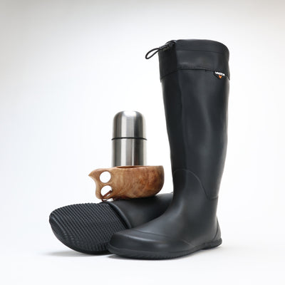 Vaistoa Katve 2 paljasjalkakumisaappaat musta etuviisto toinen kenkä rullattu kuksa termari hopea