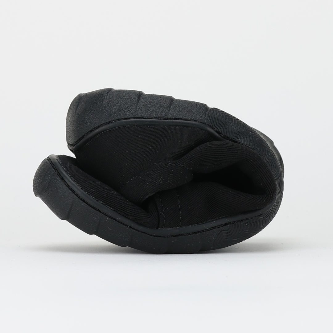 vaistoa rento 2 paljasjalkakengat matalavartiset kangastennarit musta ohut taipuisa pohja