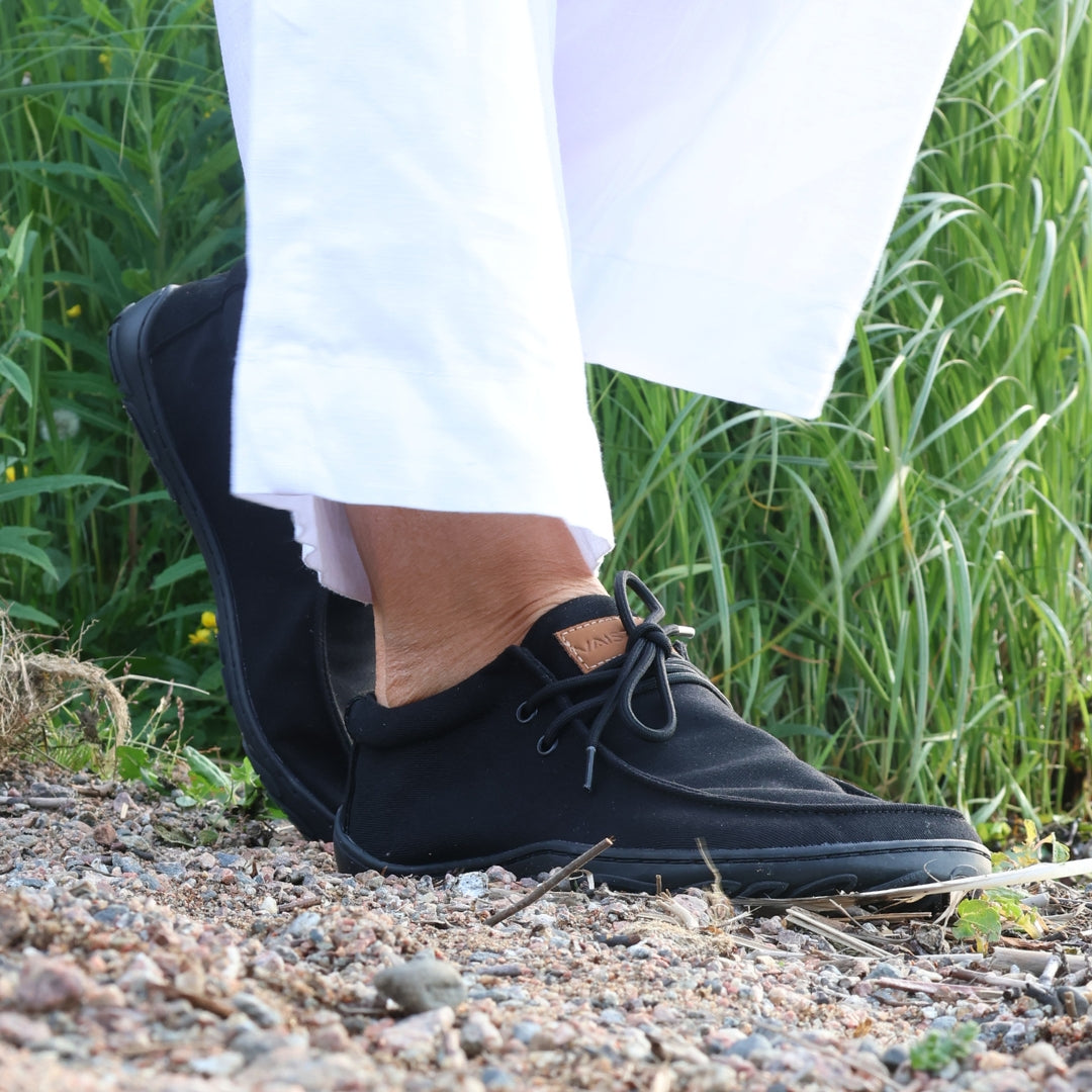 Vaistoa Tyyni -paljasjalkaloaferit